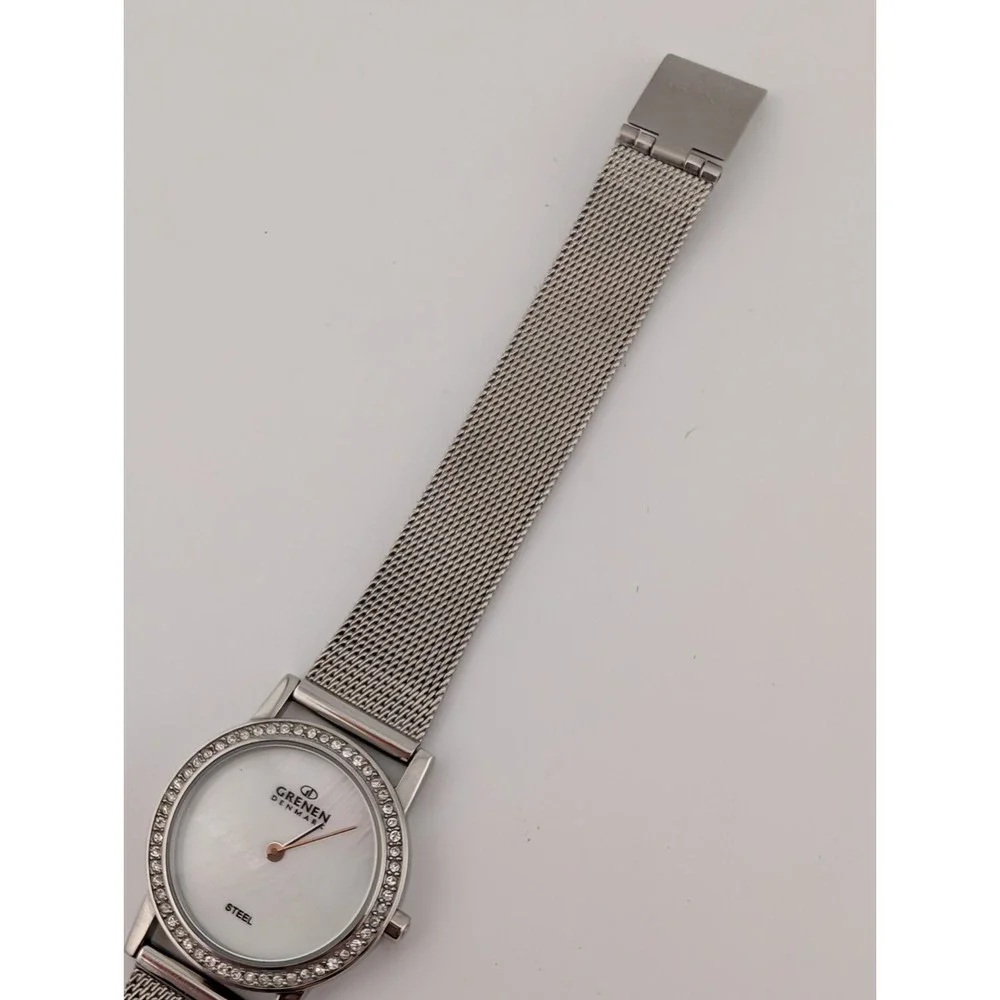 Grenen Denmark Watch Women 26mm‎ Mesh Band Crystal Accents MOP Dial- New Battery